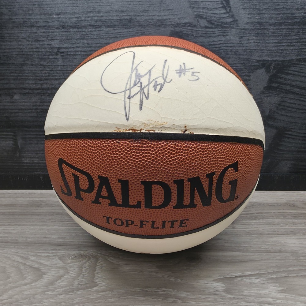 Juwan Howard #5 Washington Bullets Autographed Spalding Basketball - 🏀